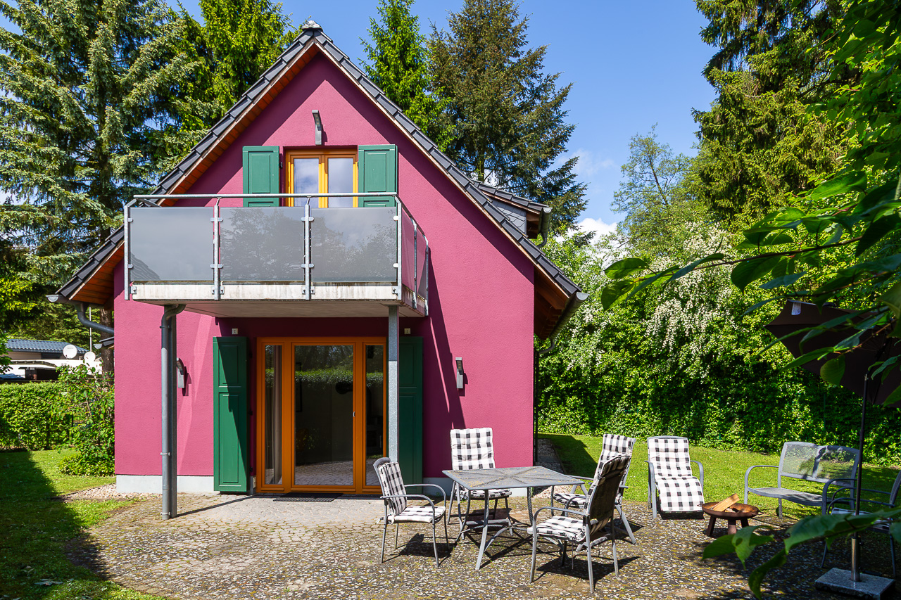 Unser Rotes Ferienhaus am Garder See in mitten der Mecklenburgischen Seenplatte.